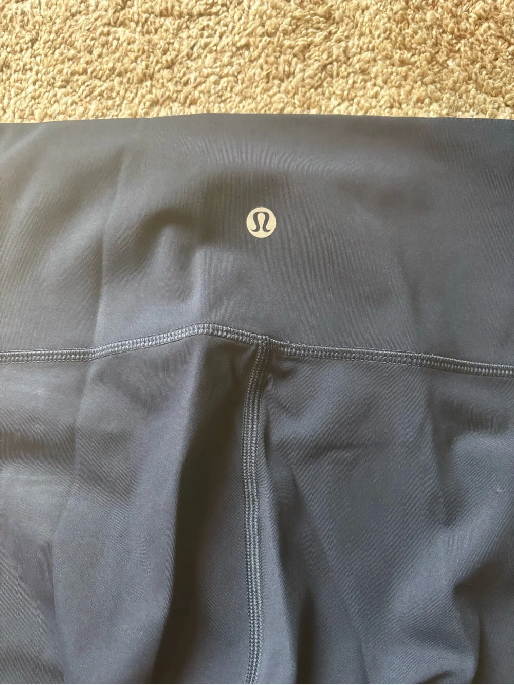lululemon athletica women’s navy leggings